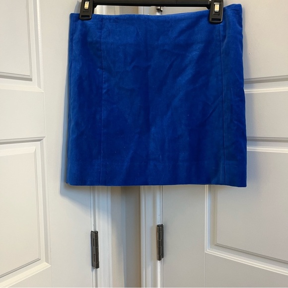 Frame Velvet Seamed Stretch Mini Skirt Bluette Size 0 NWT - Picture 3 of 7
